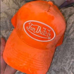Neon orange von Dutch hat. REAL only wore for a few hours